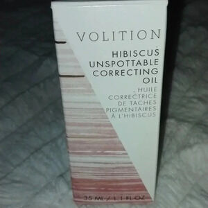Volition Hibiscus unspottable correcting oil